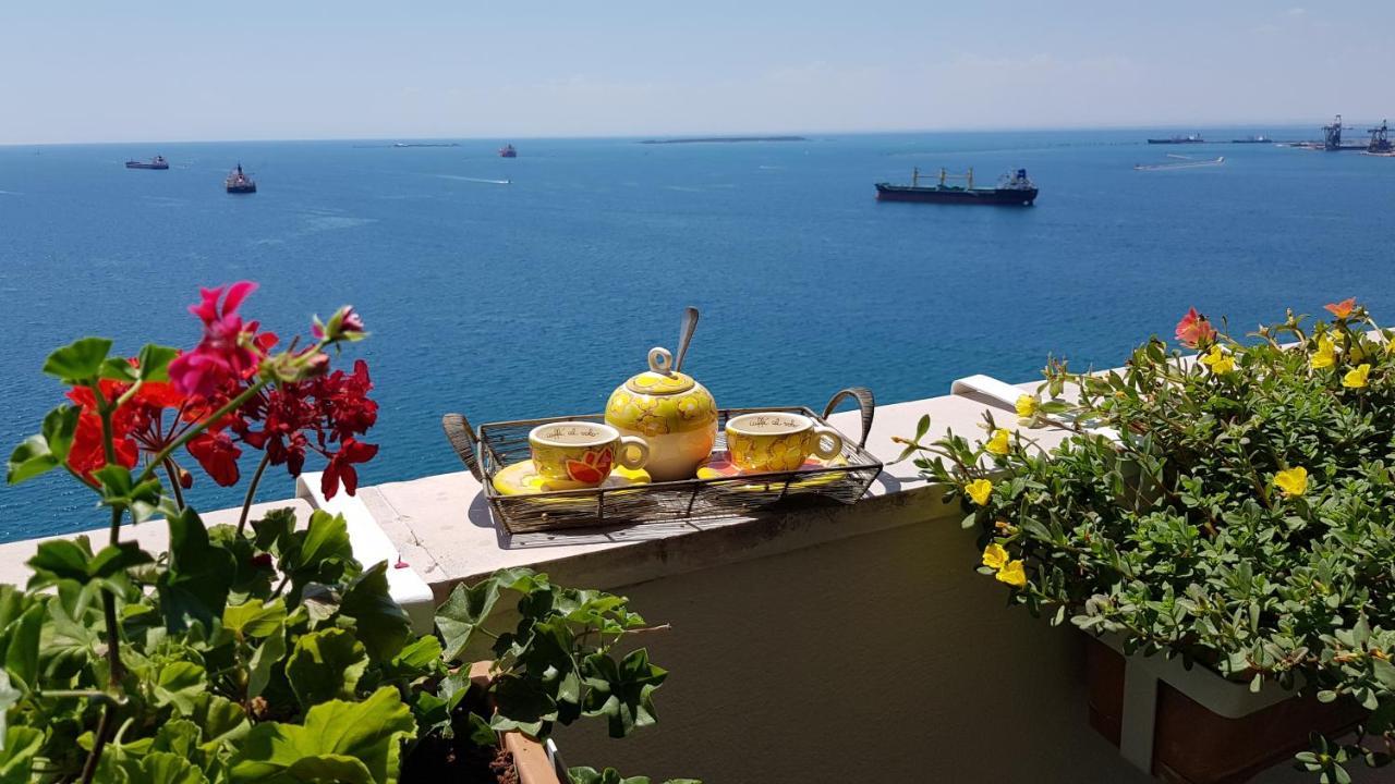 Amanda'S Panorama Apartment Таранто Екстериор снимка