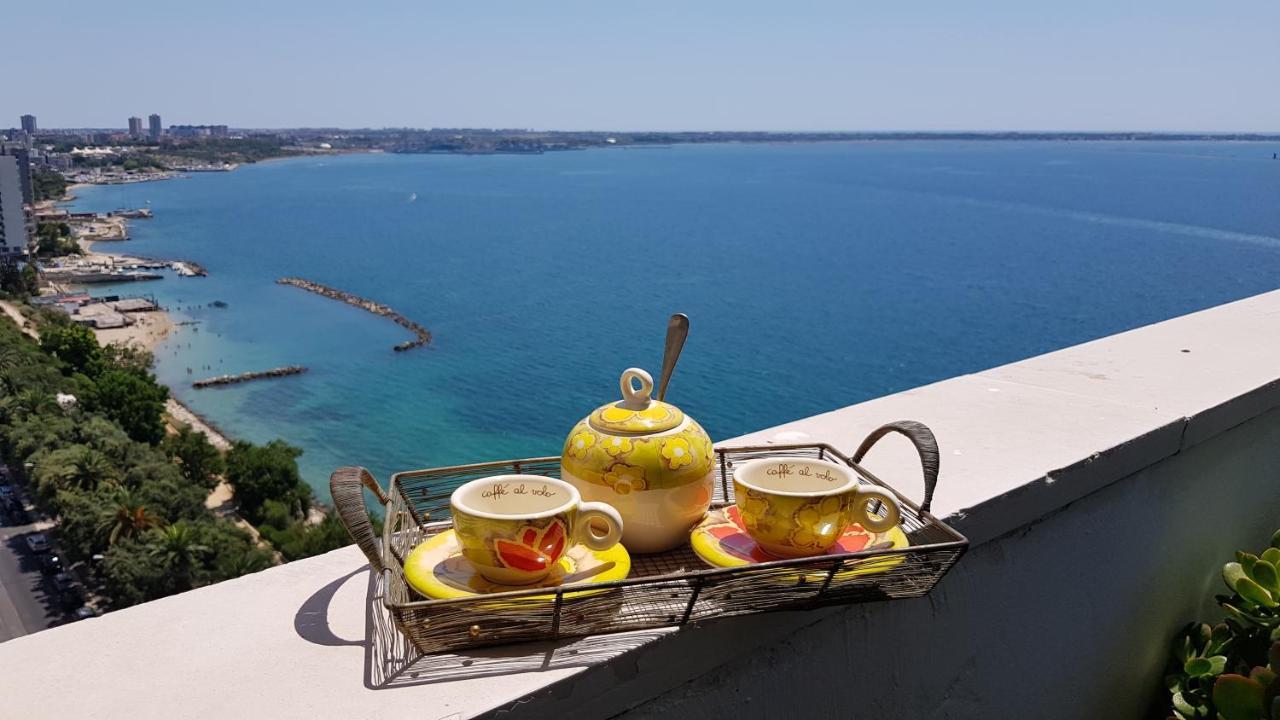 Amanda'S Panorama Apartment Таранто Екстериор снимка
